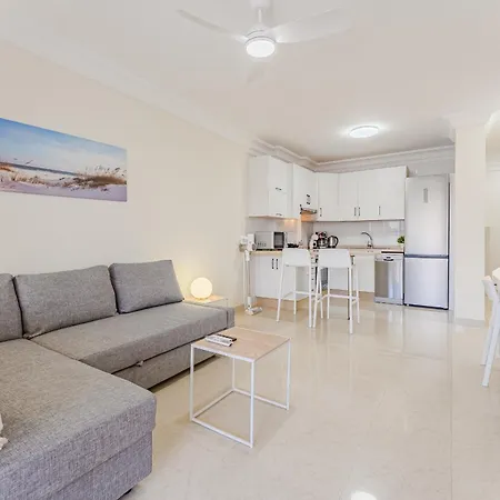 Daire Beautiful Sea View With Air Condition San Remo-palm Mar Arona *